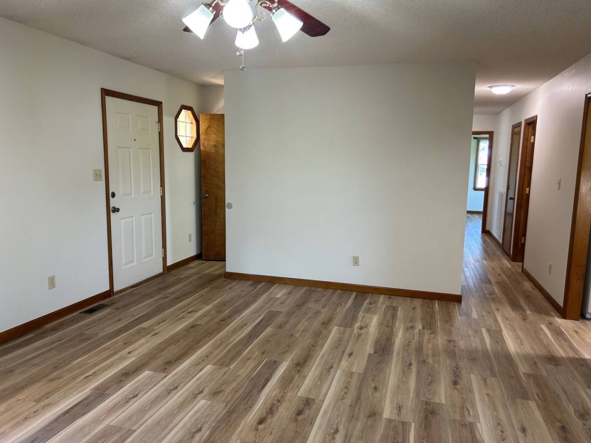 House for rent at 304 Old Stage Rd, Johnson City, TN 37615