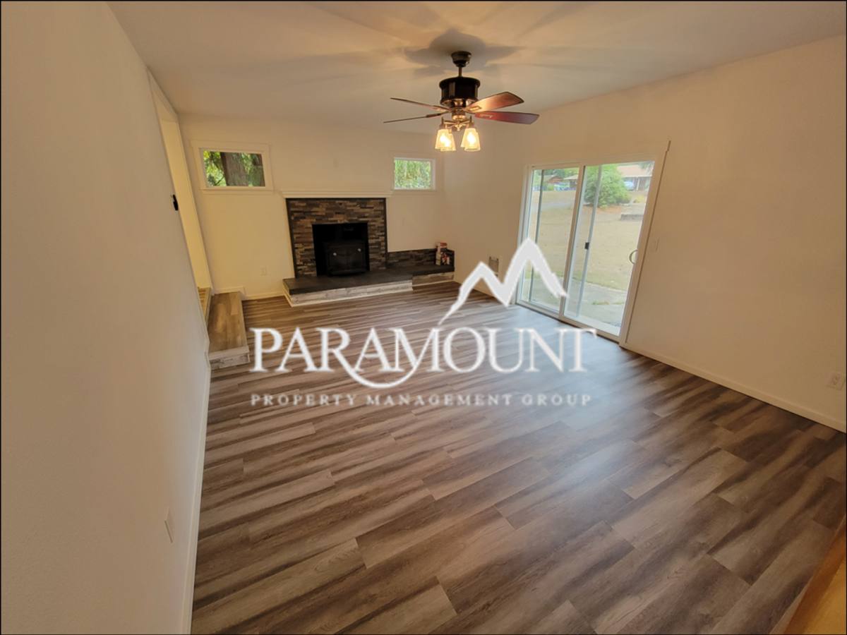 House for rent at 21582 E State Highway 3, Belfair, WA 98528