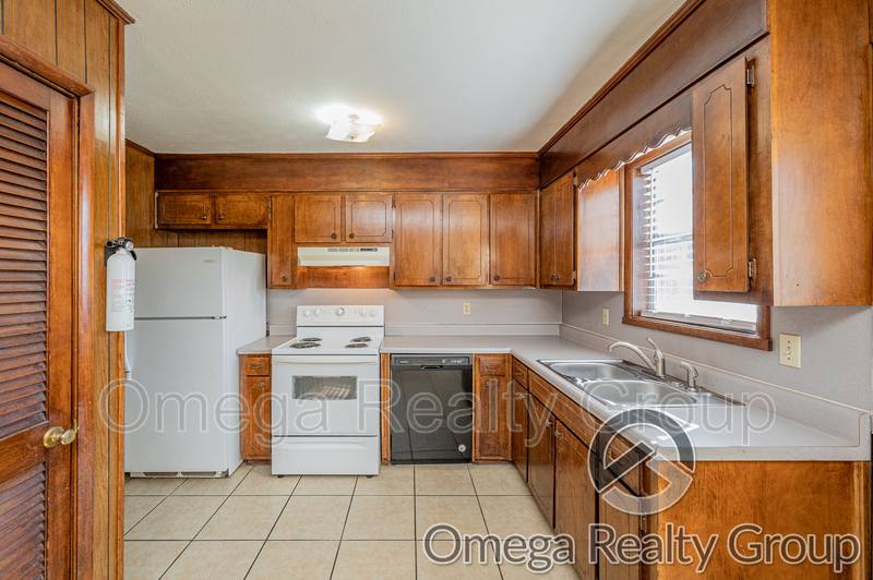 Apartment for rent at 1530 Warrior Rd #33, Anniston, AL 36207