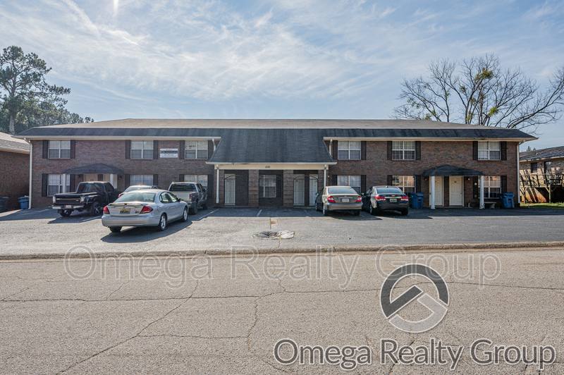 Apartment for rent at 1530 Warrior Rd #33, Anniston, AL 36207