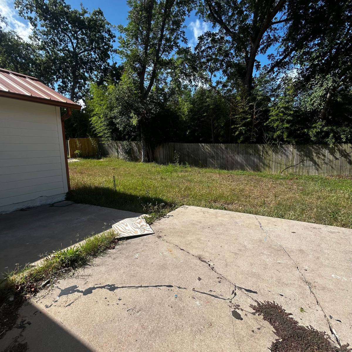 Townhouse for rent at 1005 W Martin Luther King Jr Blvd, Austin, TX 78701