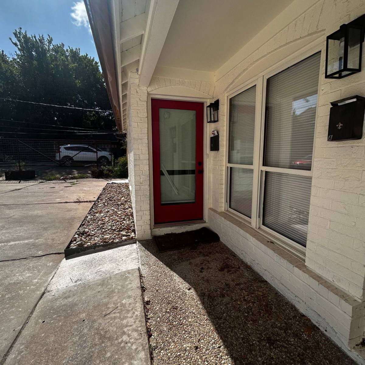 Townhouse for rent at 1005 W Martin Luther King Jr Blvd, Austin, TX 78701