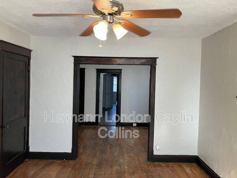 Apartment for rent at 3753-3755 Dunnica Ave #3755 A 2F, Saint Louis, MO 63116