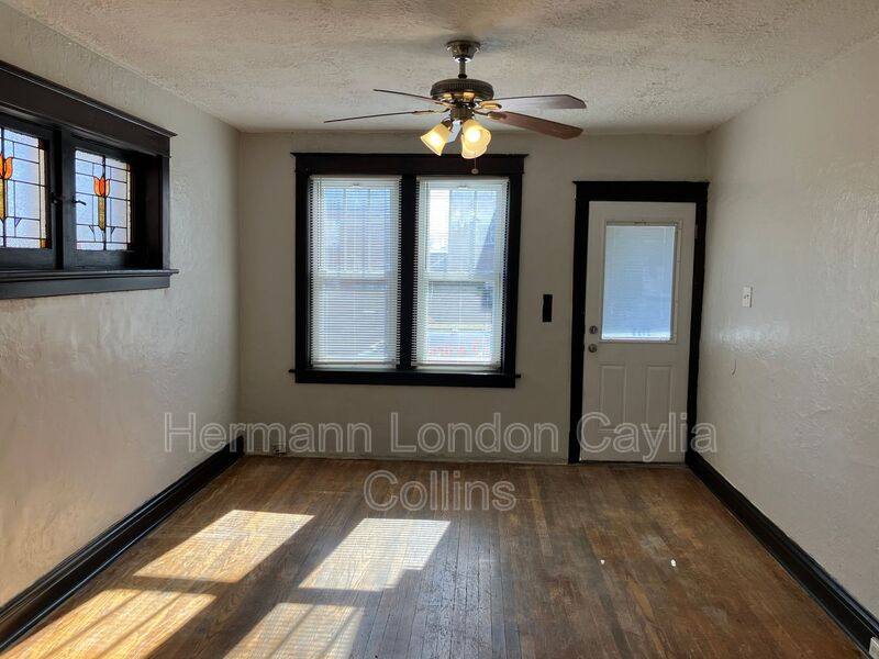 Apartment for rent at 3753-3755 Dunnica Ave #3755 A 2F, Saint Louis, MO 63116