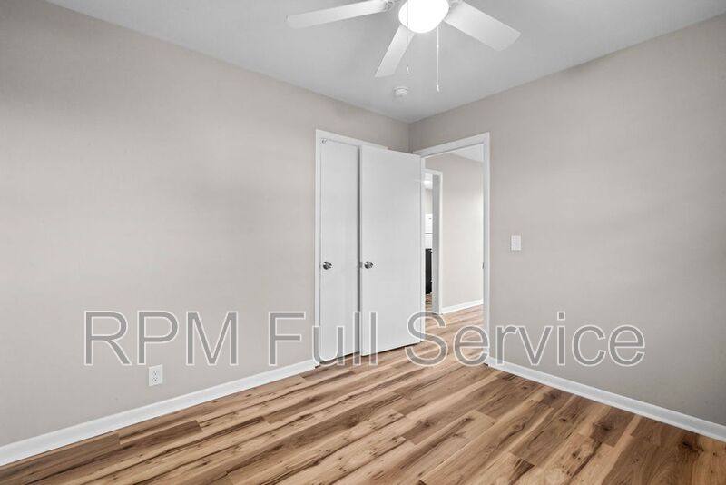 Apartment for rent at 895 W Sharpe Ave, Nashville, TN 37206