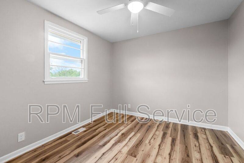 Apartment for rent at 895 W Sharpe Ave, Nashville, TN 37206