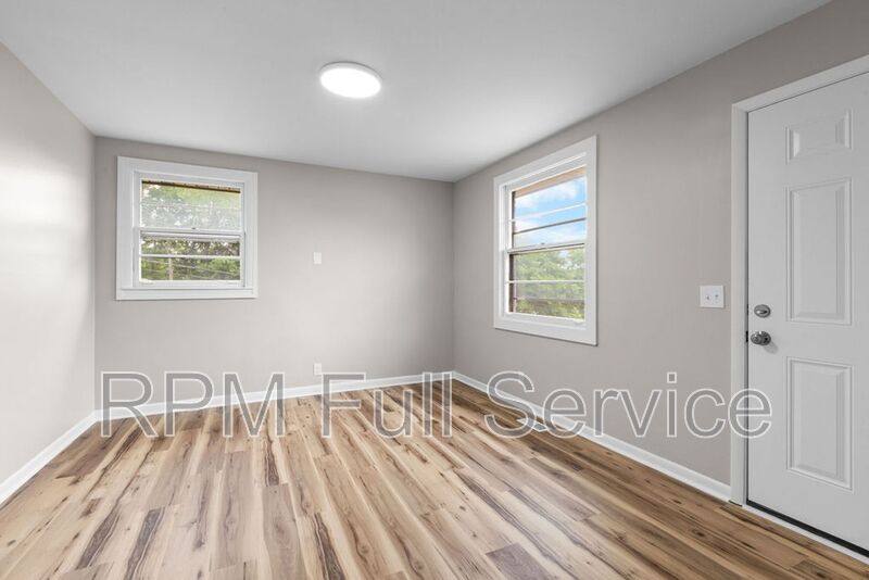 Apartment for rent at 895 W Sharpe Ave, Nashville, TN 37206