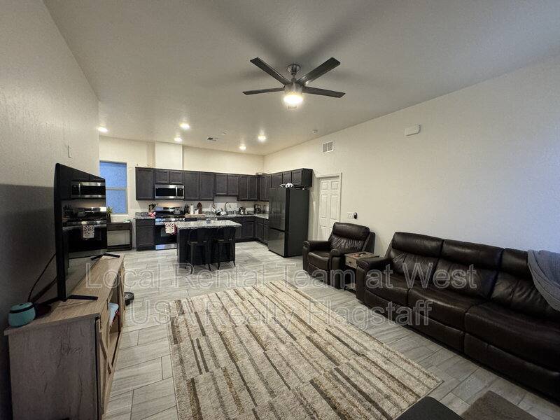 Apartment for rent at 1650 E Ponderosa Parkway, Flagstaff, AZ 86001