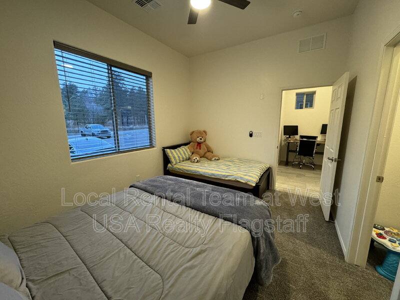 Apartment for rent at 1650 E Ponderosa Parkway, Flagstaff, AZ 86001