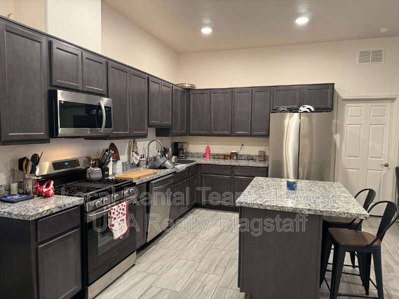 Apartment for rent at 1650 E Ponderosa Parkway, Flagstaff, AZ 86001