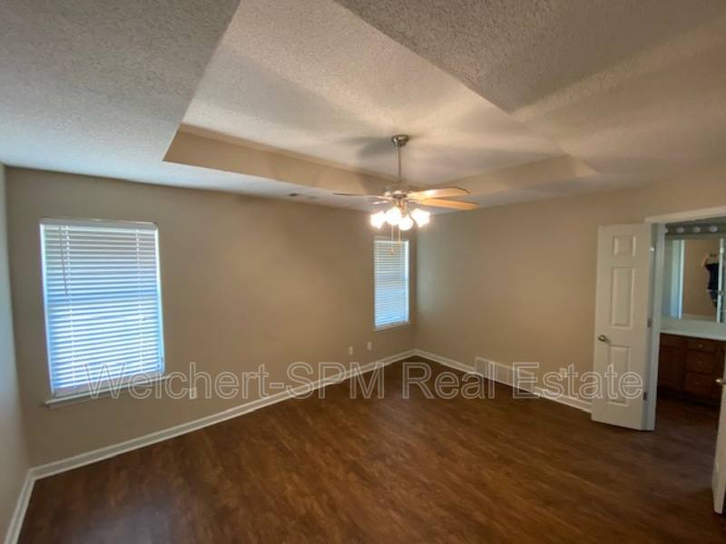 House for rent at 385 Dogwood Springs Dr, Oakland, TN 38060
