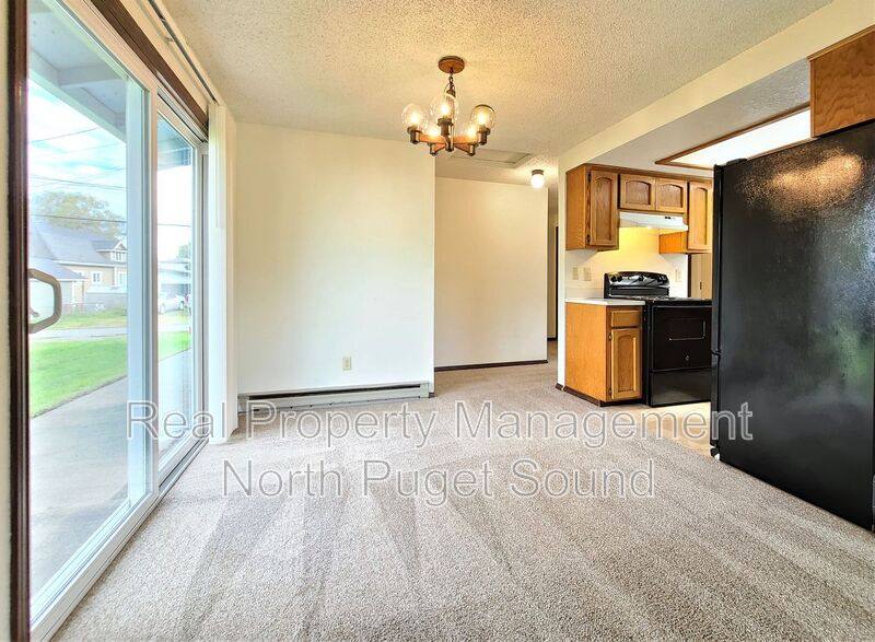 Apartment for rent at 1421 Pine St #A, Everett, WA 98201