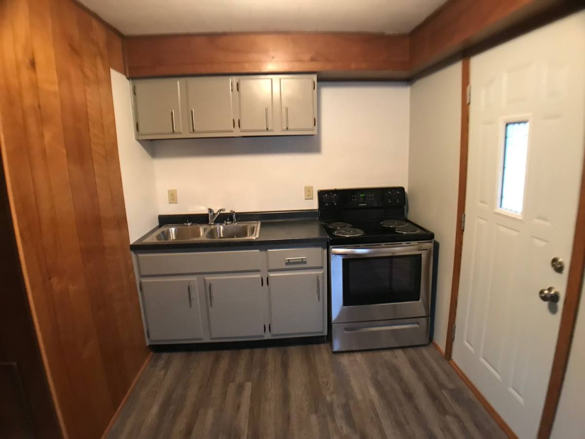 Apartment for rent at 216 S Race St, Mishawaka, IN 46544