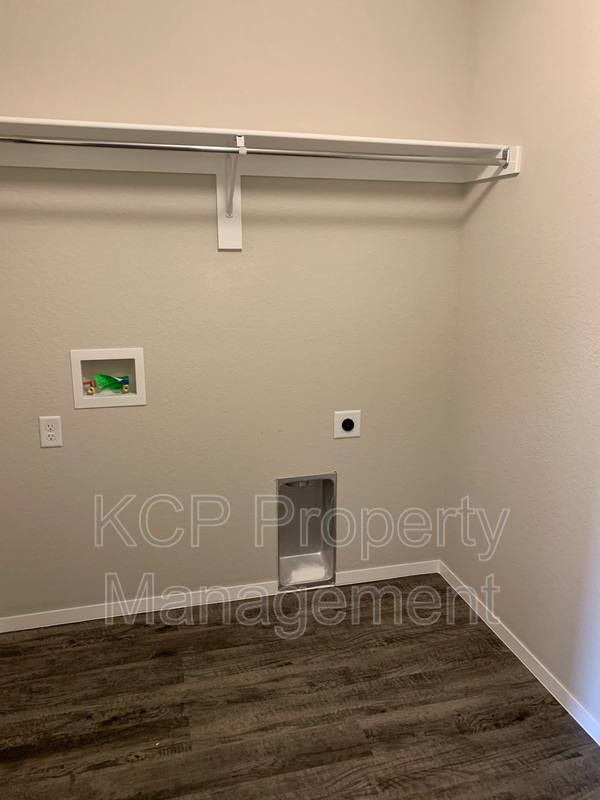 House for rent at 6706 SW Witmarsh Rd, Bentonville, AR 72712