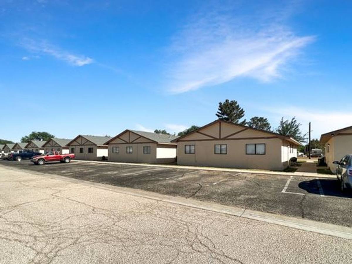 Apartment for rent at 2001-2111 W Jackson Ave, Lovington, NM 88260