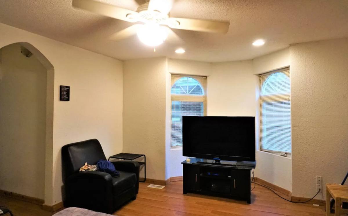 House for rent at 1305 W Eads St, Urbana, IL 61801