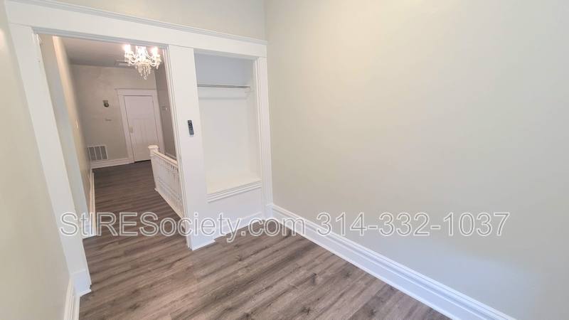 Apartment for rent at 2918 Louisiana Ave #A, Saint Louis, MO 63118