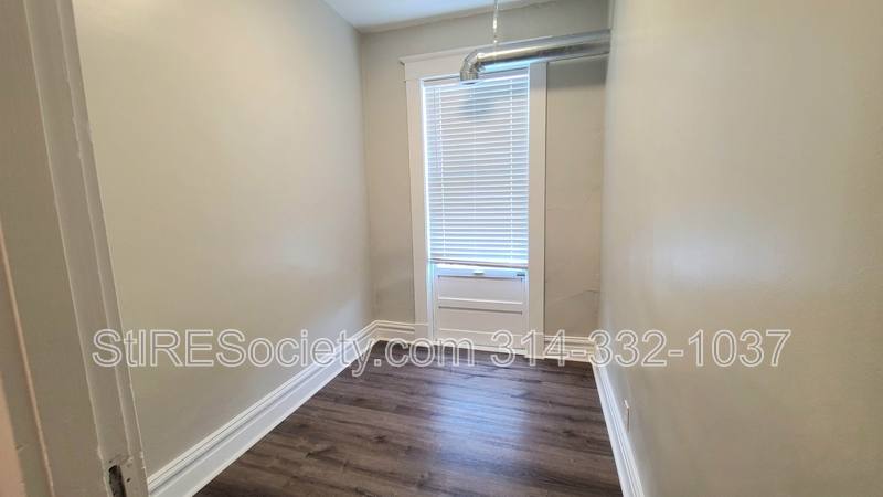 Apartment for rent at 2918 Louisiana Ave #A, Saint Louis, MO 63118
