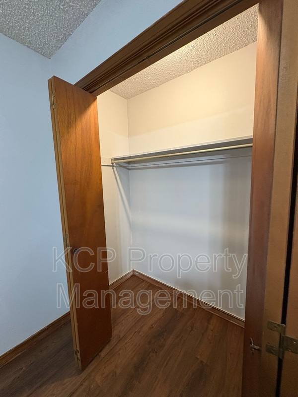 Apartment for rent at 1007 Cedar St #5, Van Buren, AR 72956