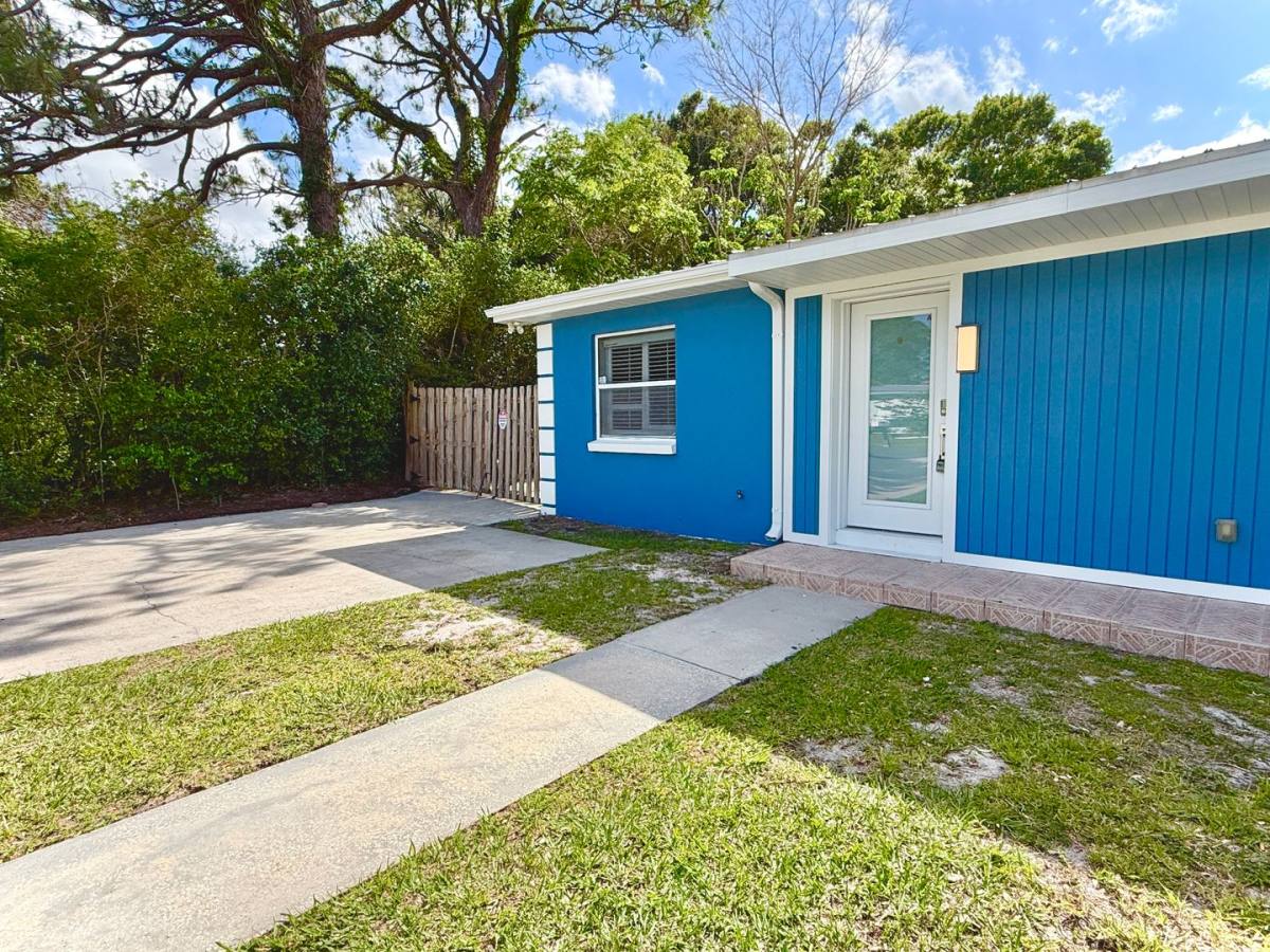 Apartment for rent at 1835 42nd Ave, Vero Beach, FL 32960