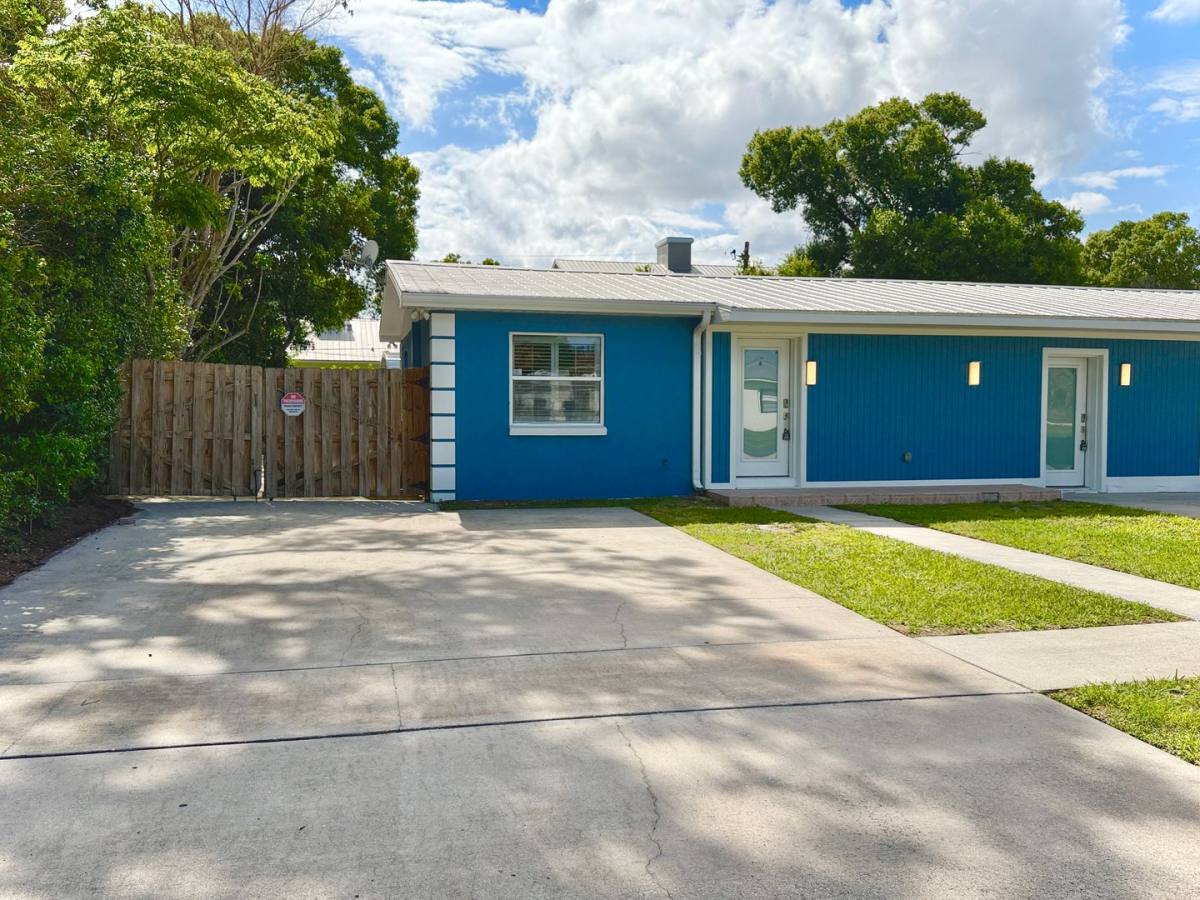 Apartment for rent at 1835 42nd Ave, Vero Beach, FL 32960