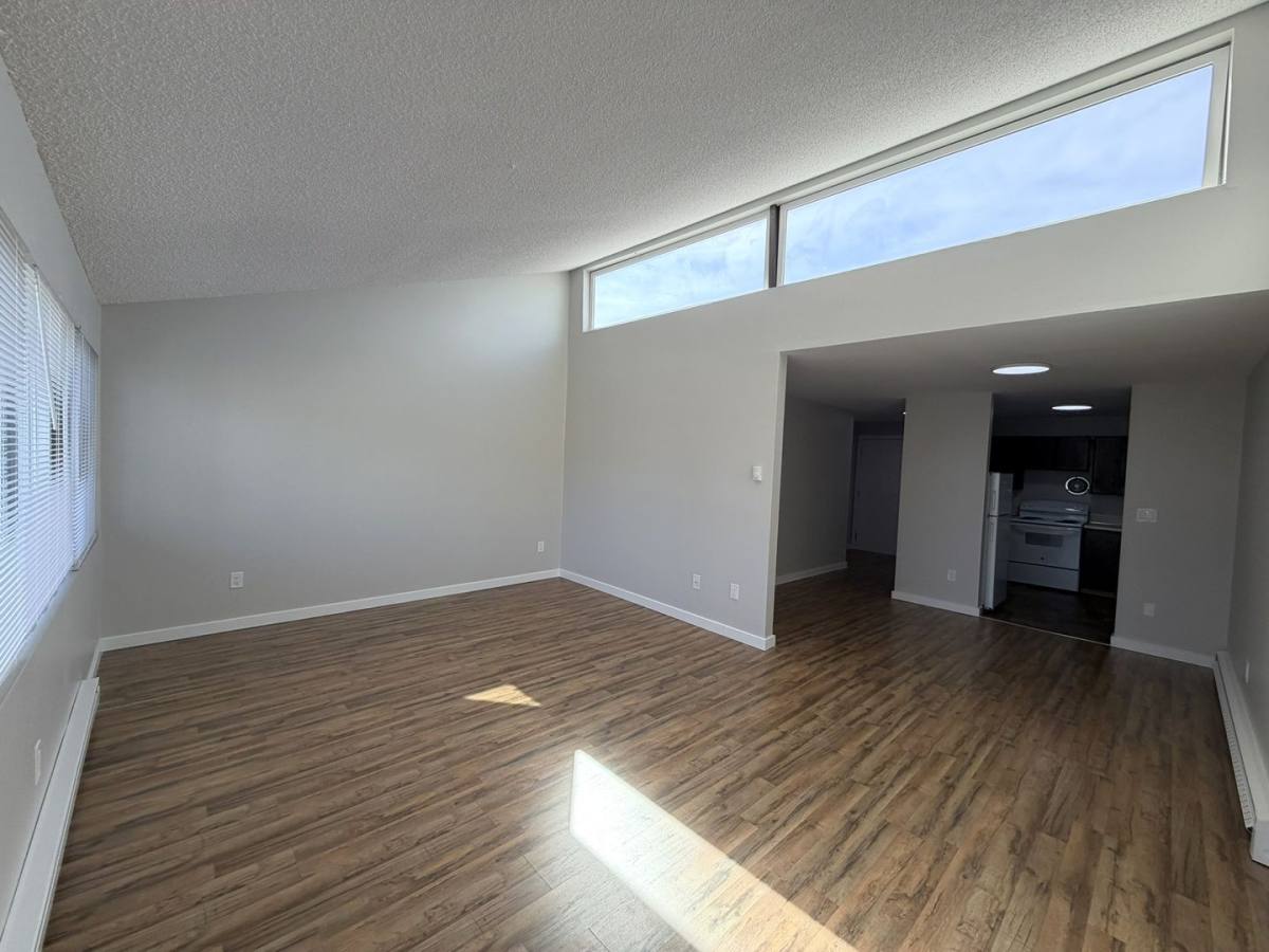Apartment for rent at 4230 Hoyt Ave, Everett, WA 98203