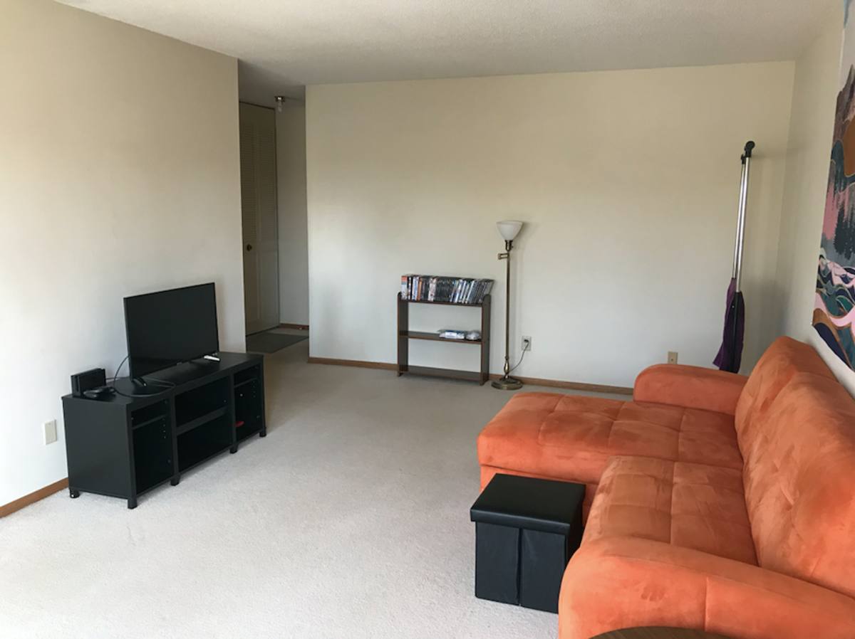 Apartment for rent at 1701 Kenwood Ave, Duluth, MN 55811