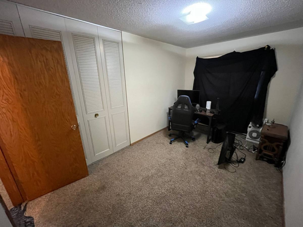 Apartment for rent at 1701 Kenwood Ave, Duluth, MN 55811