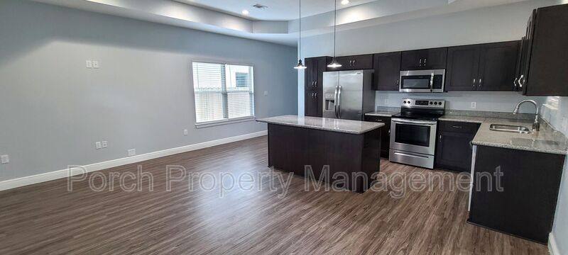House for rent at 2008 W Gregory St, Pensacola, FL 32502