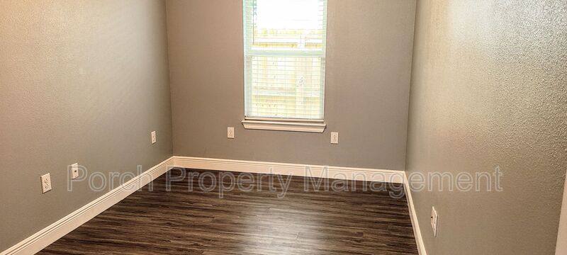House for rent at 2008 W Gregory St, Pensacola, FL 32502