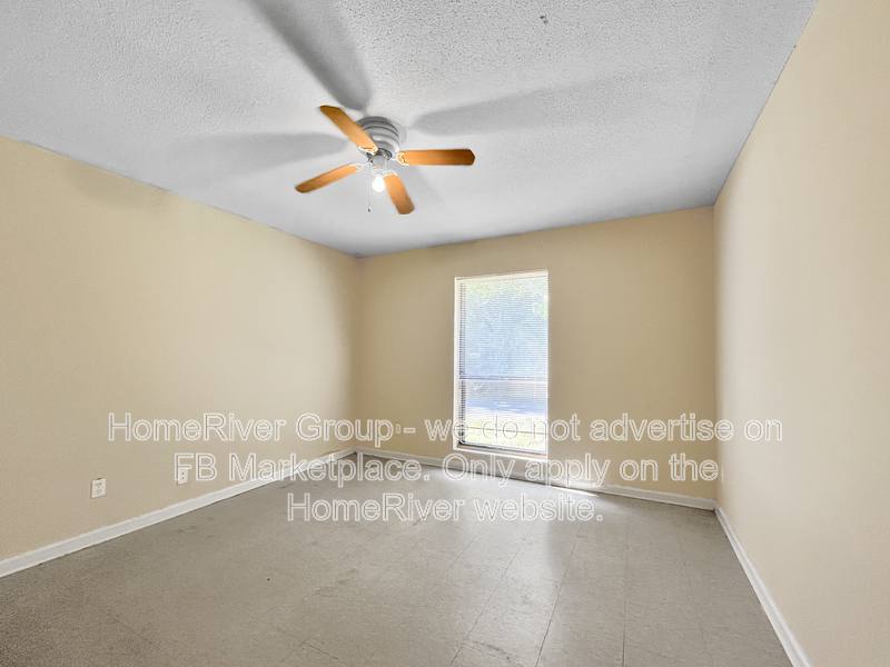 Townhouse for rent at 2076 Jan Dr, Memphis, TN 38127
