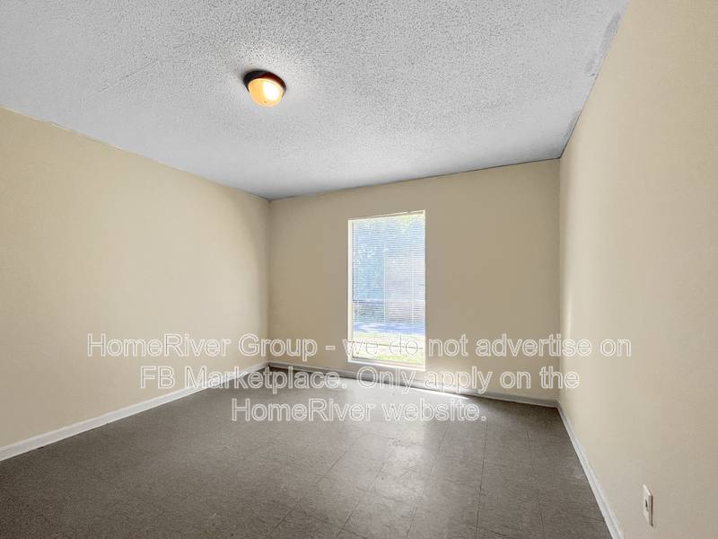 Townhouse for rent at 2076 Jan Dr, Memphis, TN 38127
