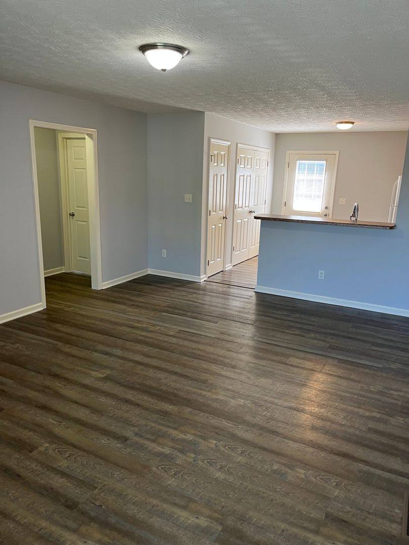 Apartment for rent at 427 Lower Stone Ave #A, Bowling Green, KY 42101