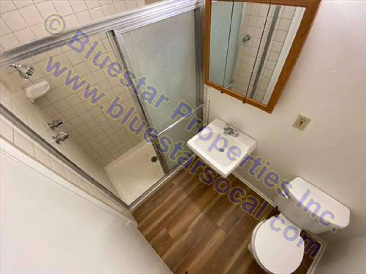 Apartment for rent at 13410 Navajo Rd, Apple Valley, CA 92308