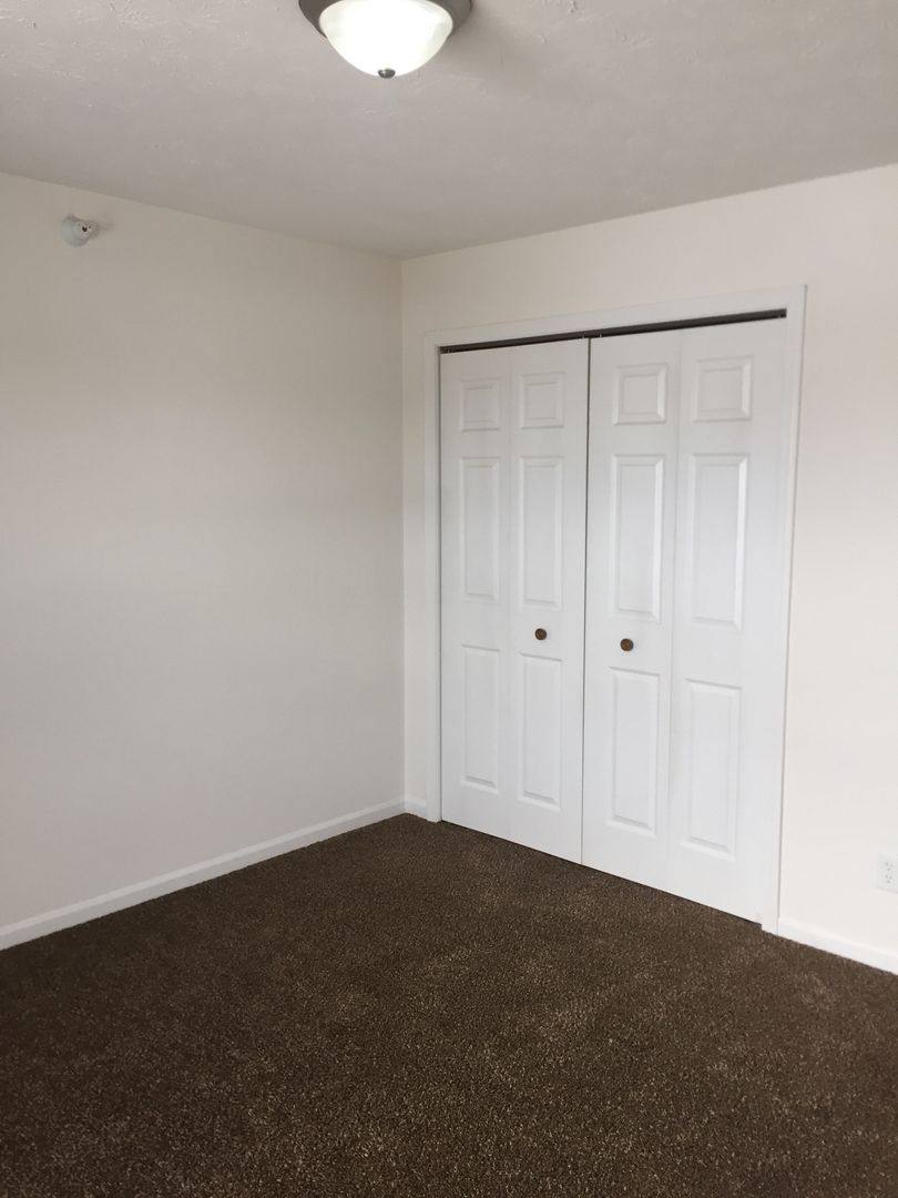 Apartment for rent at 404 Brunswick Dr, Lafayette, IN 47909
