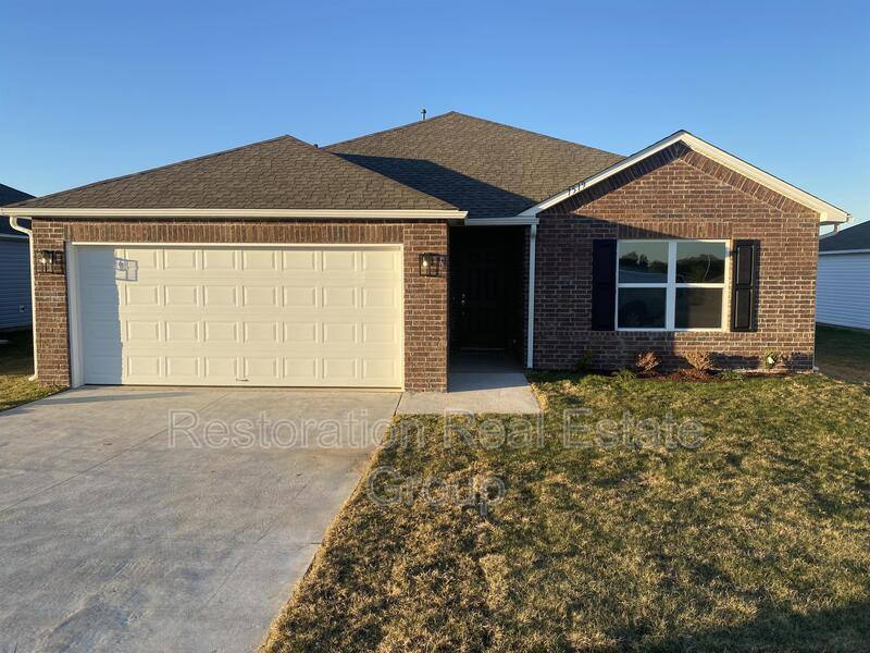 House for rent at 7519 E 144th St N, Collinsville, OK 74021