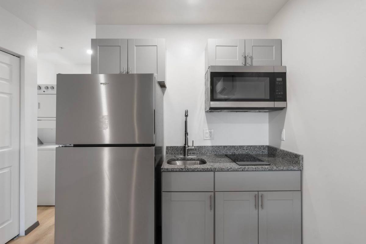 Apartment for rent at 1465 Rio Rancho Blvd SE, Rio Rancho, NM 87124