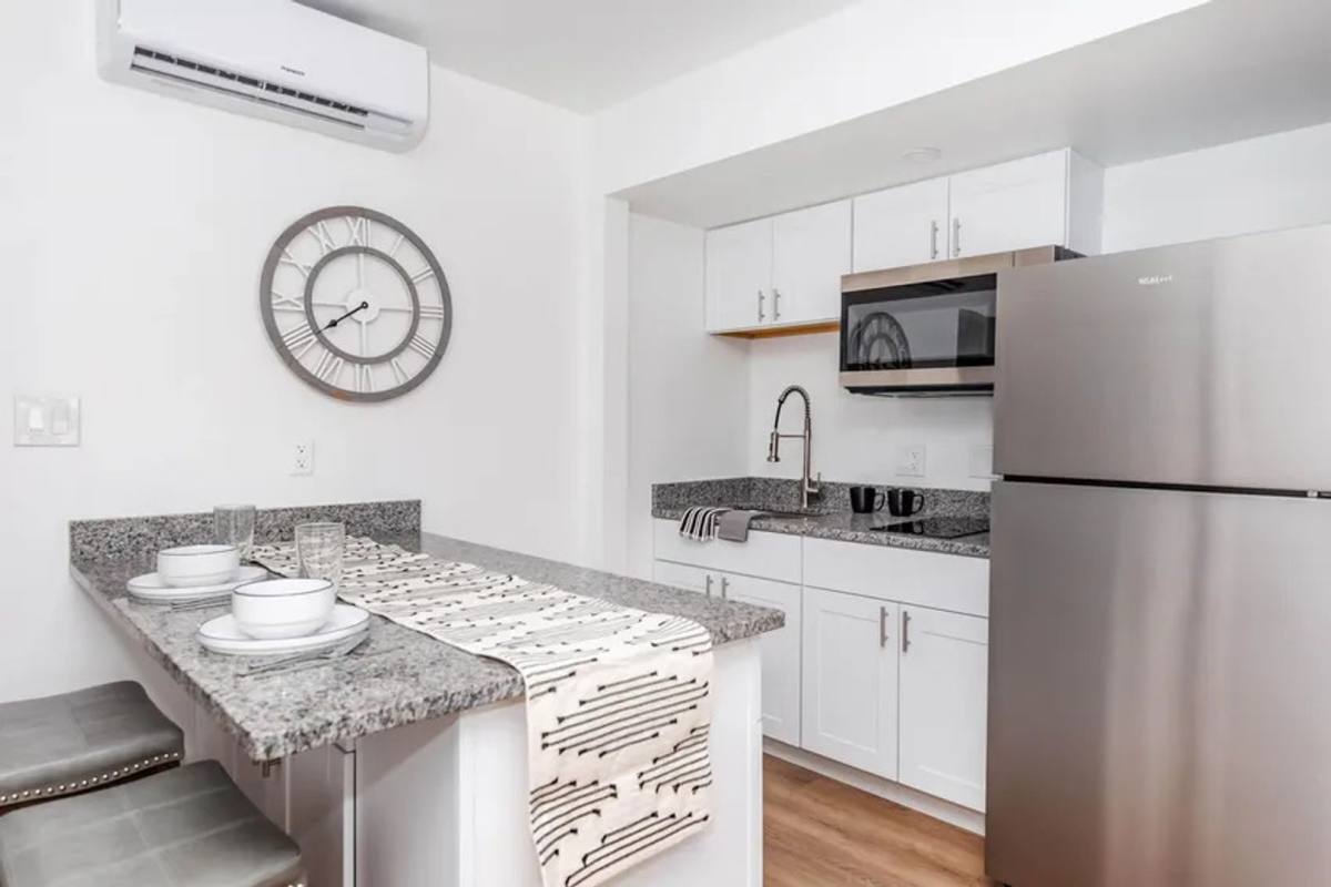 Apartment for rent at 1465 Rio Rancho Blvd SE, Rio Rancho, NM 87124