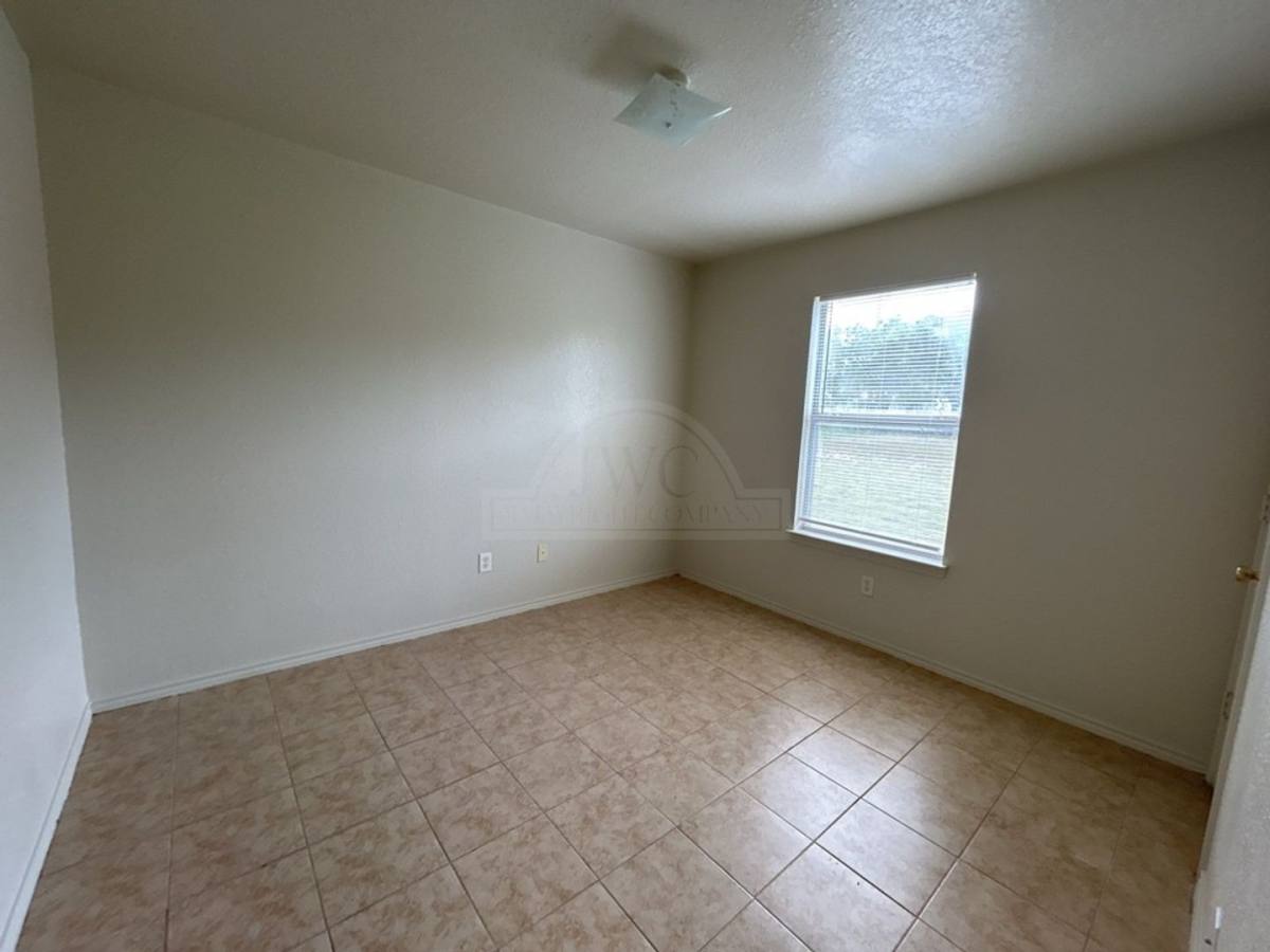 Apartment for rent at 1505 Dugger Cr, Killeen, TX 76543
