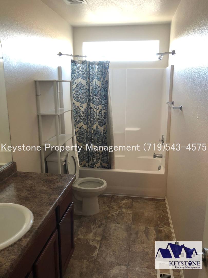 House for rent at 2022 O'Neal Circle, Pueblo, CO 81004
