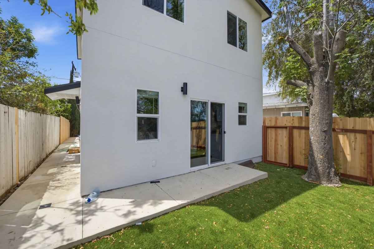 House for rent at 6414 Cleo St, San Diego, CA 92115