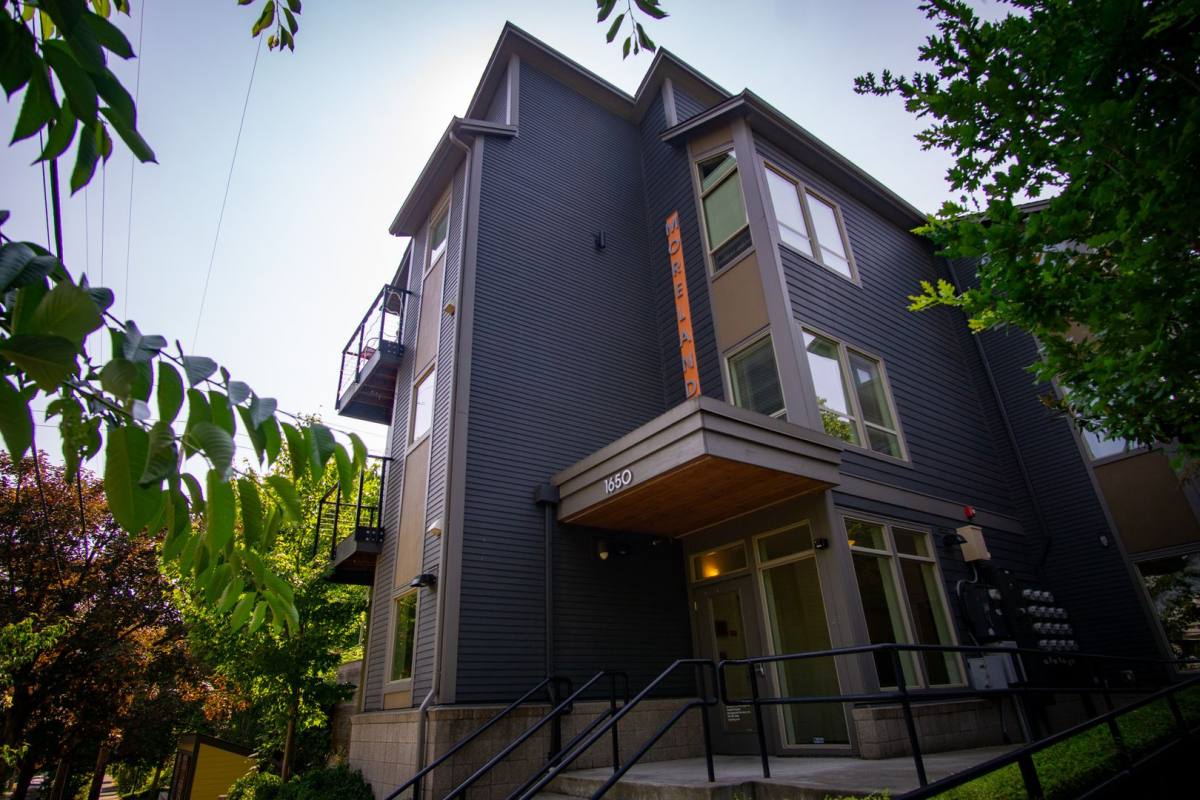 Apartment for rent at 1650 SE Harold St, Portland, OR 97202