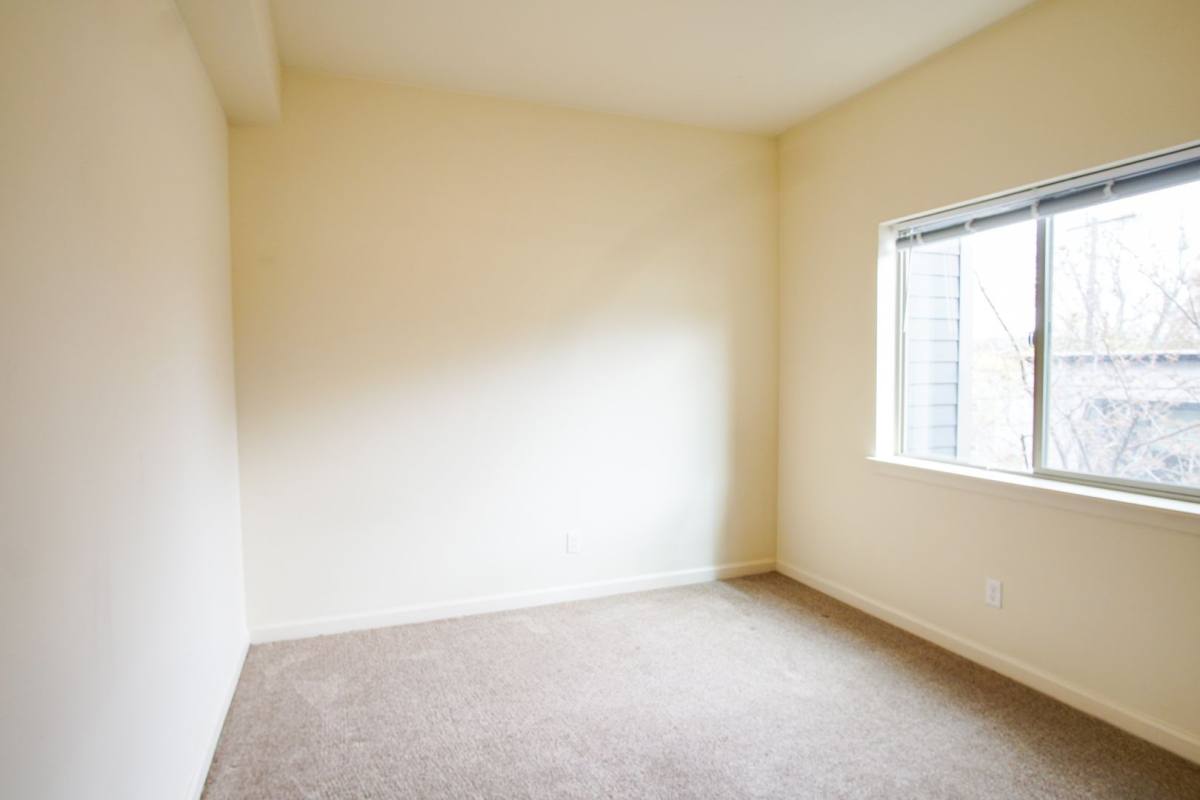 Apartment for rent at 1650 SE Harold St, Portland, OR 97202
