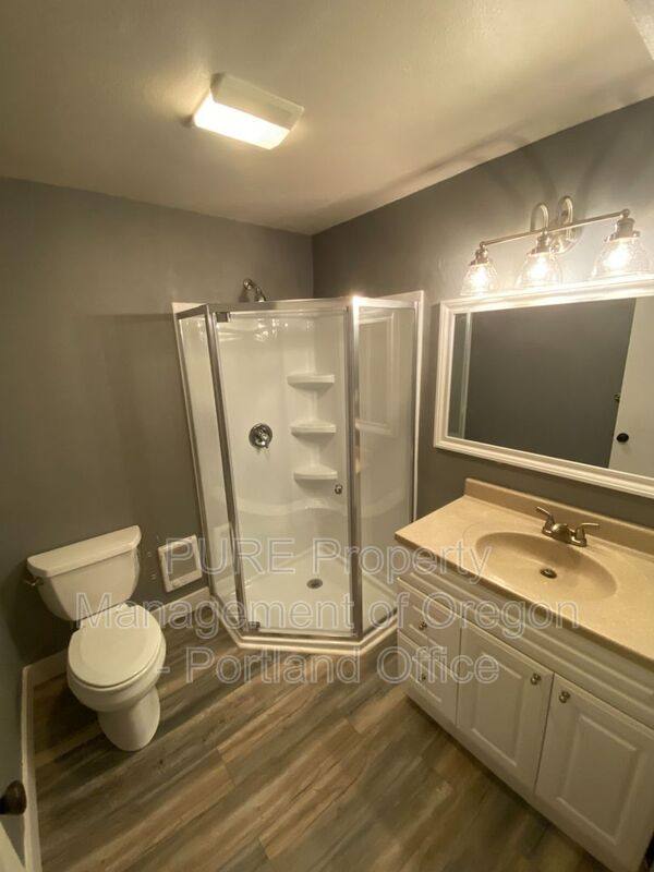 Apartment for rent at 22 S Meade St, Portland, OR 97201