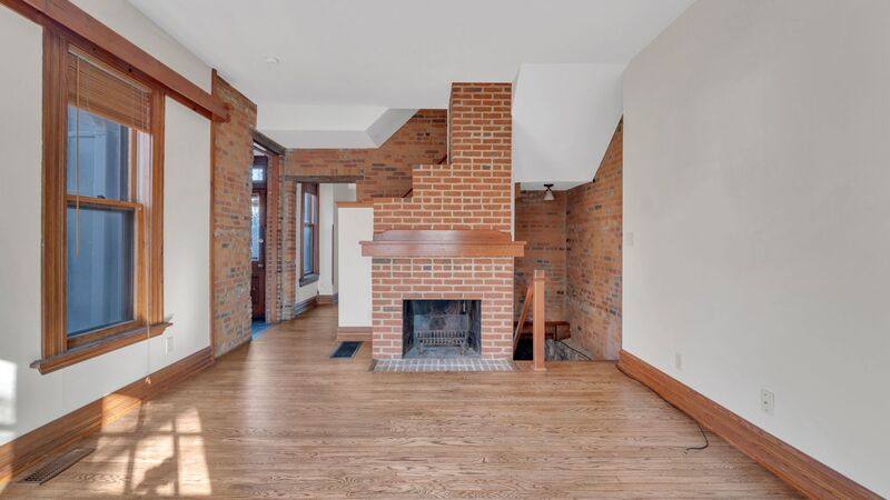 Townhouse for rent at 129-131 Sycamore St #131, Columbus, OH 43206