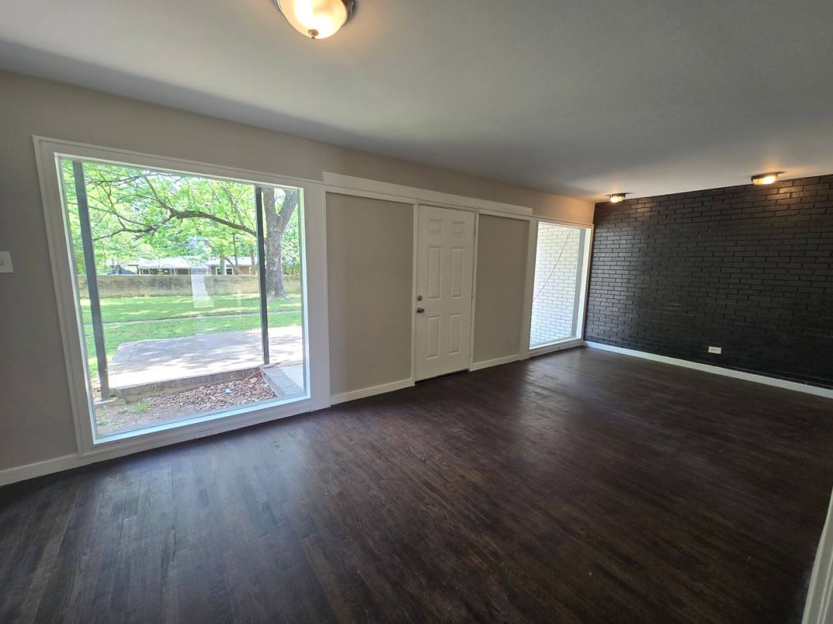 Apartment for rent at 3701 Wesley Dr, Montgomery, AL 36111