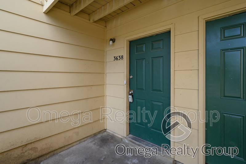 Apartment for rent at 3638 Castle Ridge Rd, Montgomery, AL 36116