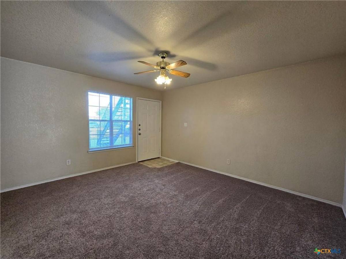 Apartment for rent at 2808 Leroy Circle, Killen, Texas, Killeen, TX 76542