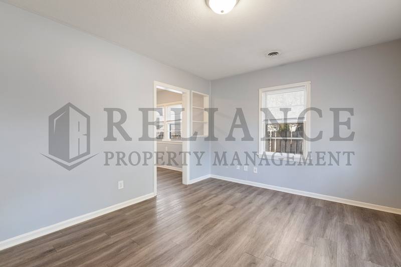 House for rent at 1047 S Glenn St, Wichita, KS 67213