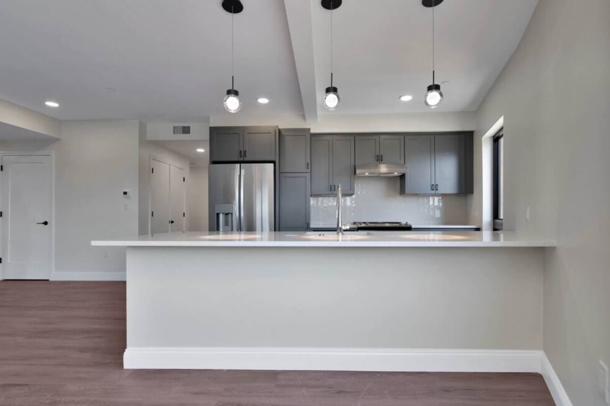 Apartment for rent at 215 Canal St, Lawrence, MA 01841